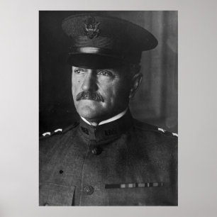 Póster General Juan J. Pershing