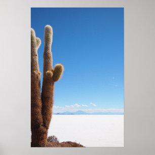 Póster Giant cactus on the Salar de Uyuni poster