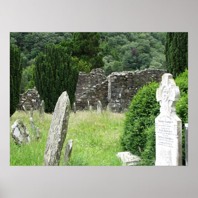 Póster Glendalough, Cementerio de Irlanda (Frente)