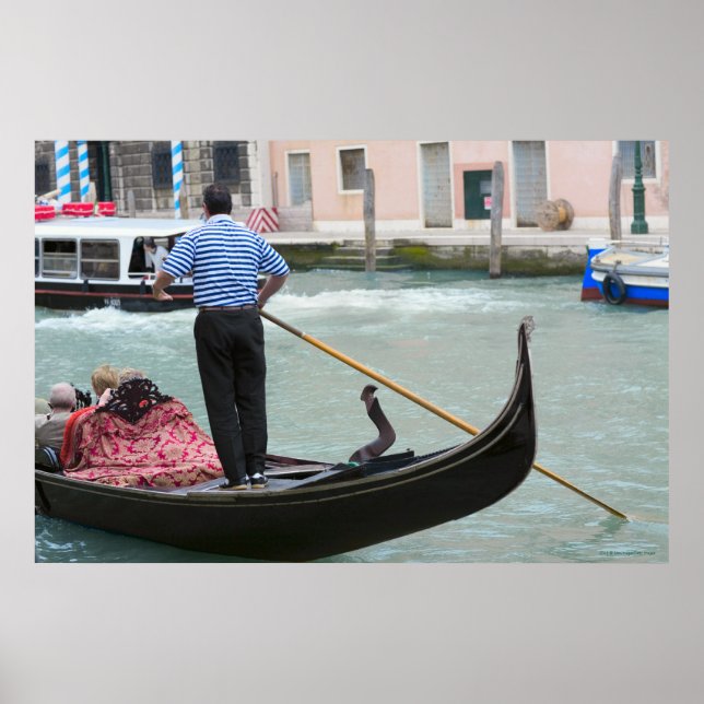 Póster Gondolas in Venice canal (Frente)