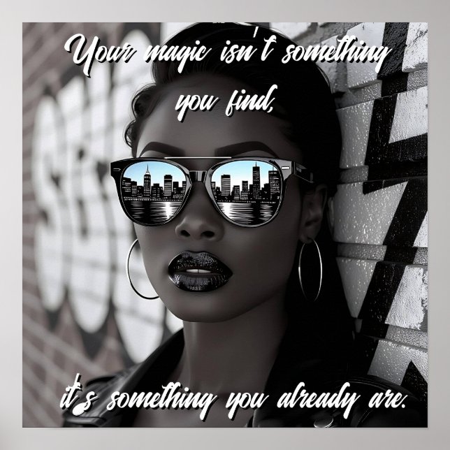 Póster Gorgeous Woman in City with Sunglasses and Quote (Frente)