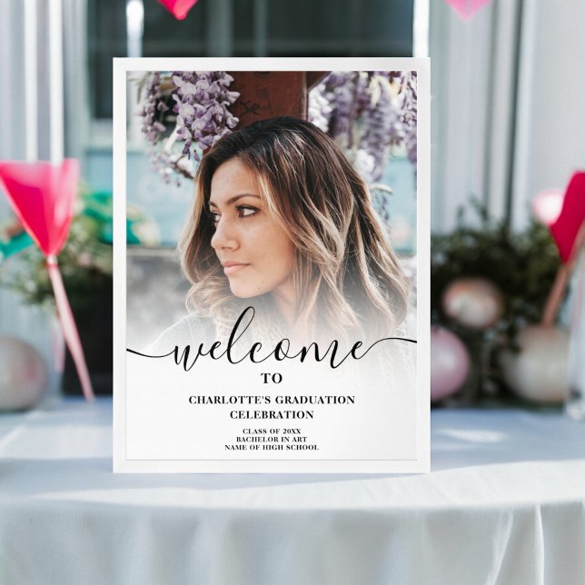 Póster Graduación de bienvenida de escritura blanca y ele (White black elegant script welcome graduation poster)