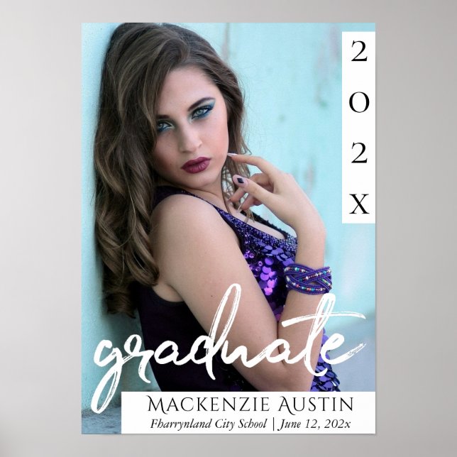 Póster Graduado de moda | Foto simple con guión de pincel (Frente)