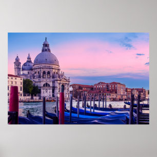 Póster Gran Canal con góndolas e iglesia en Venecia