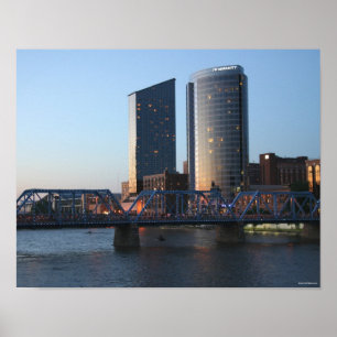 Póster Grand Rapids en el centro de Dusk