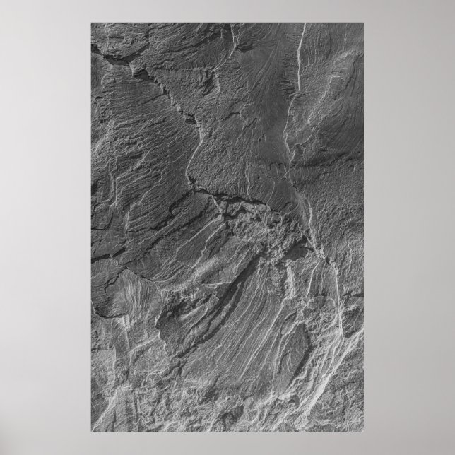 PÓSTER GRAYSCALE PHOTO OF ROCK FORMATION (Frente)