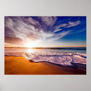 Póster Guerras del océano en la playa al amanecer