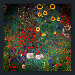 Póster Gustav Klimt Farm Garden con girasoles<br><div class="desc">Poster con la pintura Farm Garden de Gustav Klimt con girasoles (1907). Un bonito jardín de girasoles y exquisitos flores azules,  rojas,  violetas,  rosas y blancas. Un gran regalo para los amantes del arte Art Nouveau y austriaco.</div>