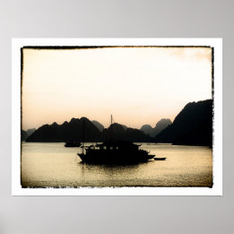 Póster Halong Bay y Golden Sunset, Vietnam