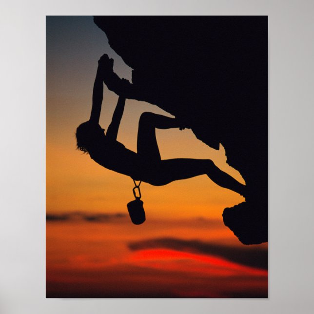 Póster Hanging Rock Climber at Sunrise (Frente)