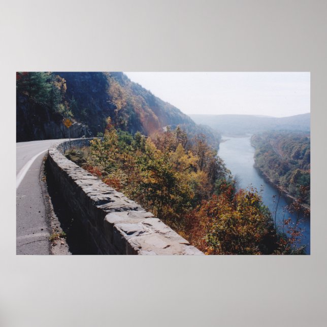 Póster Hawksnest (Frente)