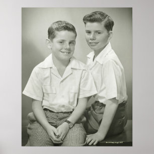 Póster Hermanos en estudio