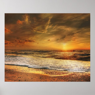 Póster Hermosa puesta de sol naranja en la playa