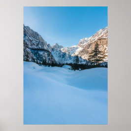 Póster Hermoso paisaje invernal en el valle de Tamar, Esl