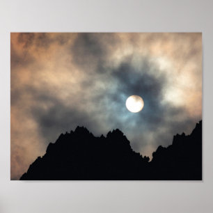 Póster Hermoso poster de ráfagas en la nube