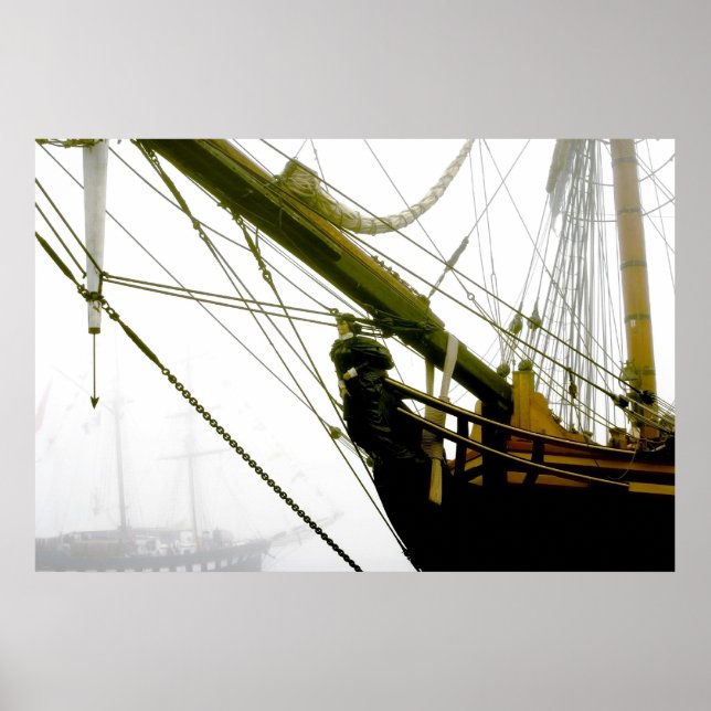 Póster HMS Bounty Tall Ship emerge de la niebla Poster (Frente)