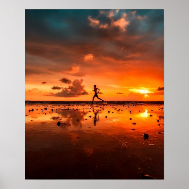 Póster Hombre corriendo en la playa al atardecer (Frente)