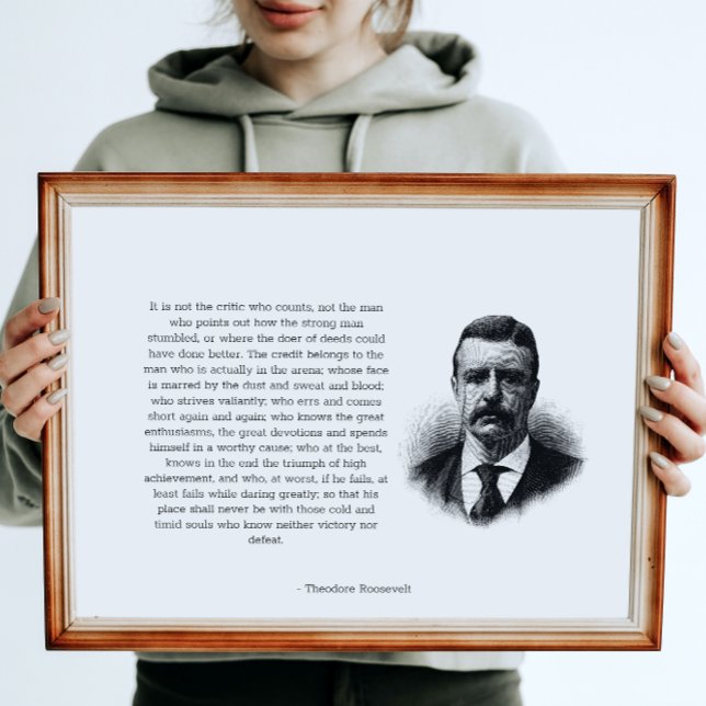 Póster Hombre de Roosevelt en el escenario horizontal (Subido por el creador)