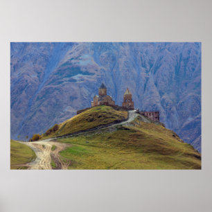 Póster Iglesia de la Santísima Trinidad Stepantsminda Kaz