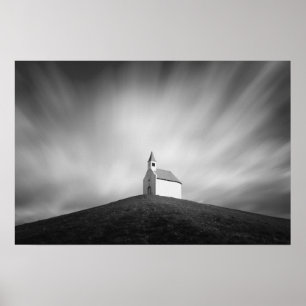 Póster Iglesia en una colina en blanco y negro
