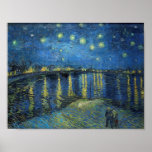 Póster Impresionismo Vincent Van Gogh Starry Night Over<br><div class="desc">El impresionismo Vincent Van Gogh Starry Night Over the Rhone Painting presenta un gran ejemplo de arte. Este impresionismo Vincent Van Gogh Starry Night Over the Rhone Painting refleja la esencia del artista y el periodo de tiempo creado en 2014. Perfecto para los amantes del arte de todas las edades,...</div>