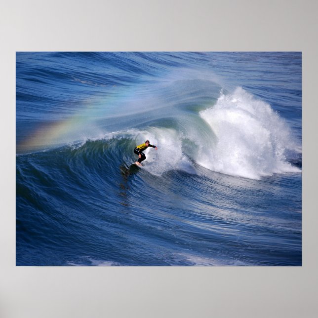 Póster Imprimiendo Surfear Bajo Un Arcoíris 24 x 18 (Frente)