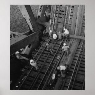 Póster Industrial Photo - Railroad Bridge Workers