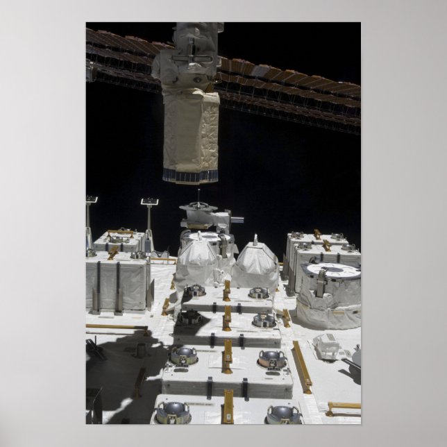 Póster Instalaciones expuestas del módulo de experimentos (Frente)