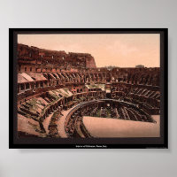 Interior del Coliseo, Roma, Italia