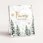Póster Invierno hace frío afuera los favores<br><div class="desc">Haga especial su evento con este Baby Shower Snowflake con nuestro encantador y bonito Rótulo Favors con adorable tema de Pine Trees. Descarga,  personaliza y crea recuerdos duraderos con este toque perfecto para tu alegría. BS580</div>