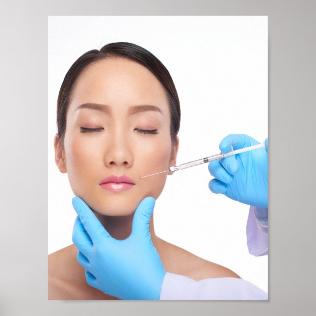 Póster Inyecciones de botox y relleno por médica estético (Frente)