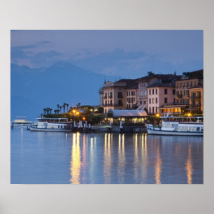 Póster Italia, Provincia de Como, Bellagio. Vista de la c