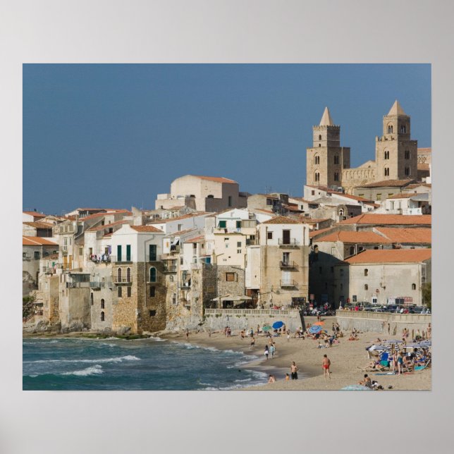 Póster Italia, Sicilia, Cefalu, vistas a la ciudad desde  (Frente)