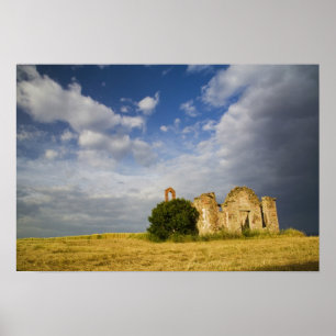 Póster Italia, Toscana, Ruina de antigua iglesia en Tosca