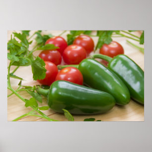 Póster Jalapenos frescos, tomates de cerezo y calantro