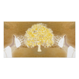 Póster Jesús Abría las uñas de los brazos en el árbol de