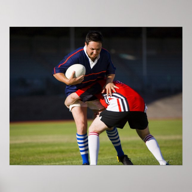 Póster Jugador de rugby atacando a otro (Frente)