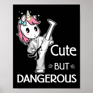 Póster Karate lindo pero peligroso Taekwondo Unicornio