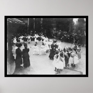 Póster Kids Dancing on the Roof of the Waldorf NYC 1919