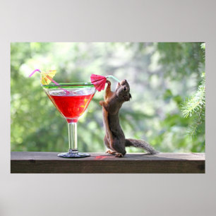Póster La ardilla se toma un cóctel en Happy Hour