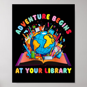 Póster La aventura comienza en la biblioteca del profesor