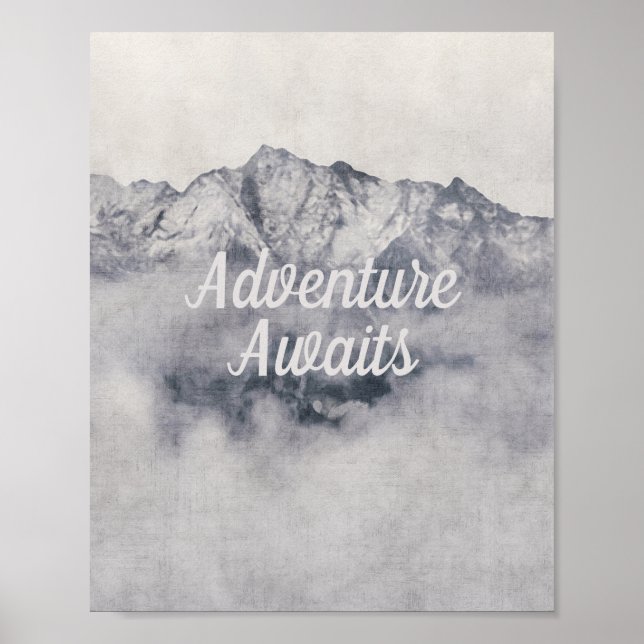 Póster La aventura espera a la naturaleza Misty Mountain  (Frente)