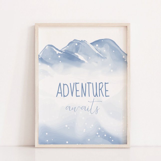 Póster La aventura espera la escritura del invierno de la (Adventure Awaits Script Winter Nursery Wall Decor)