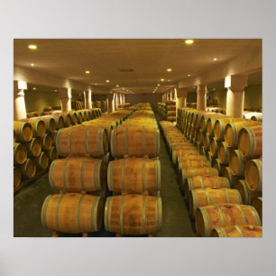 Póster La bodega, sótano de envejecimiento en barricas - 