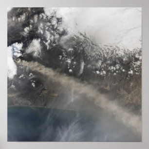 Póster La ceniza y el vapor continúan billowing
