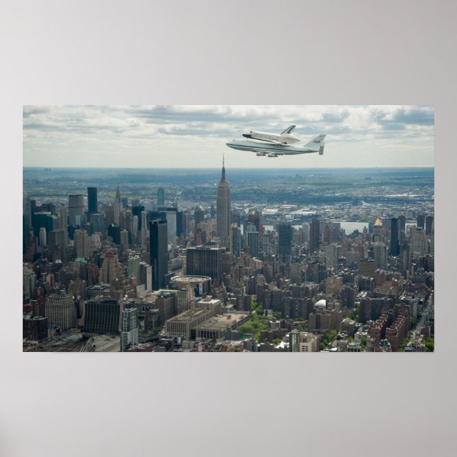 Póster La empresa vuela sobre la ciudad de Nueva York (Frente)
