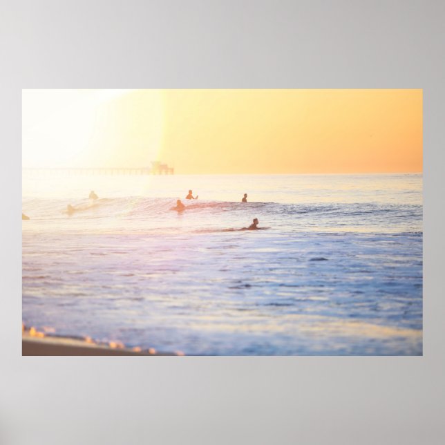 Póster La gente navegando en la playa (Frente)