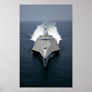 Póster La independencia litoral de la nave de combate