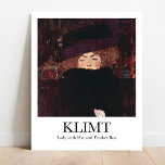 Póster Lady con Gorra y Feather Boa por Gustav Klimt<br><div class="desc">Añada un toque de elegancia a su casa con esta hermosa poster de "Lady with Gorra y Feather Boa" de Gustav Klimt. Pintado en 1909, este retrato muestra a una mujer con una boa grande y una gorra grande. Klimt presentó algunas pinturas de mujeres no identificadas, que no eran obras...</div>