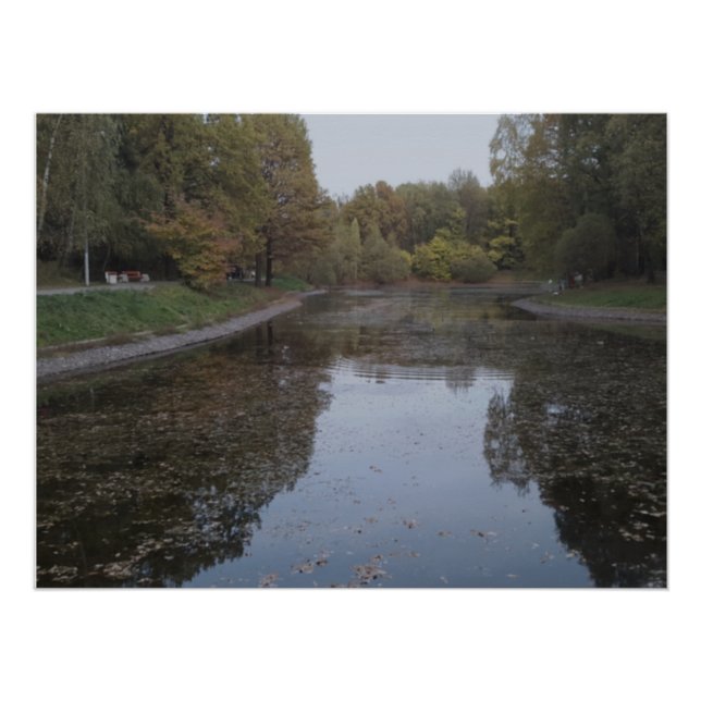 Póster Lago de otoño tranquilo - Edición Niebla Nórdica (Anverso)